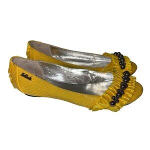 Killah Yellow Beaded Detail flats Size US 6